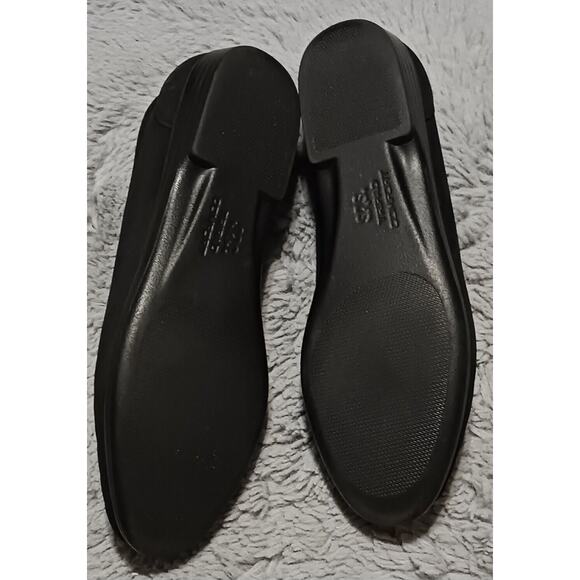 SAS Tripad 8N Women's Black Suede Leather Narrow With A Silver Chain Accent - Picture 8 of 8